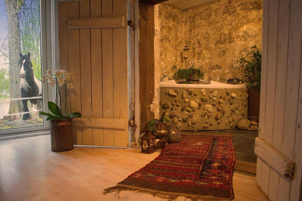 Romantic Spa Villa With Fireplace By The Lake Stjarnsund المظهر الخارجي الصورة