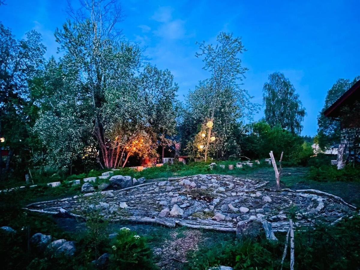 Romantic Spa Villa With Fireplace By The Lake Stjarnsund المظهر الخارجي الصورة